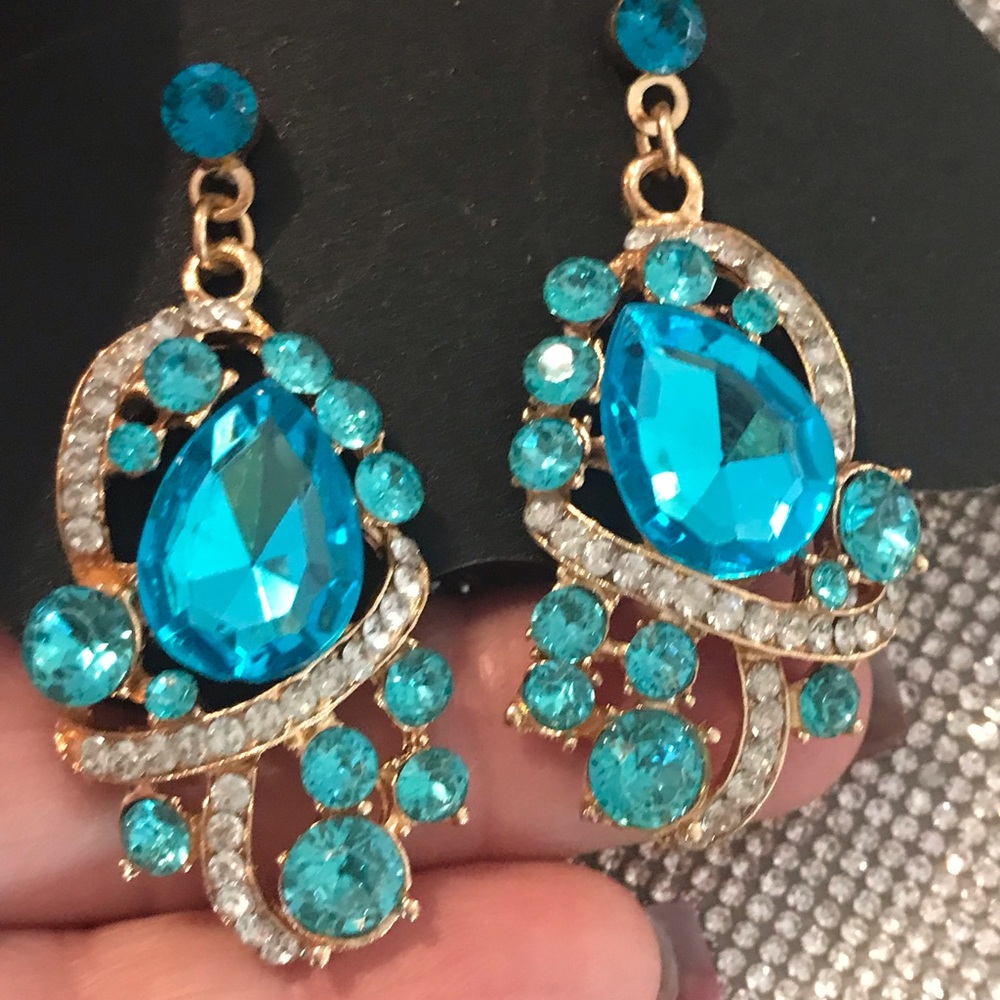 Elegant Blue and Gold Crystal Earrings